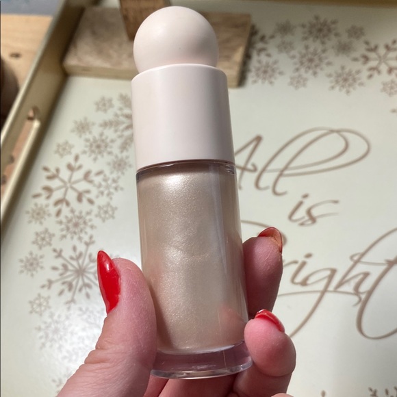 Rare Beauty Enlighten liquid luminizer SWATCHED - Picture 2 of 5